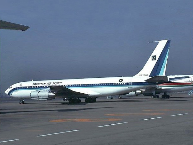 PakAF Boeing 707-320