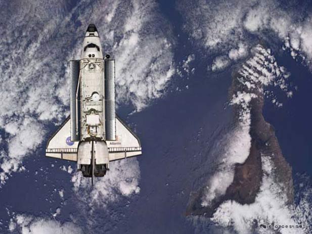 NASA delays shuttle finale until 2011