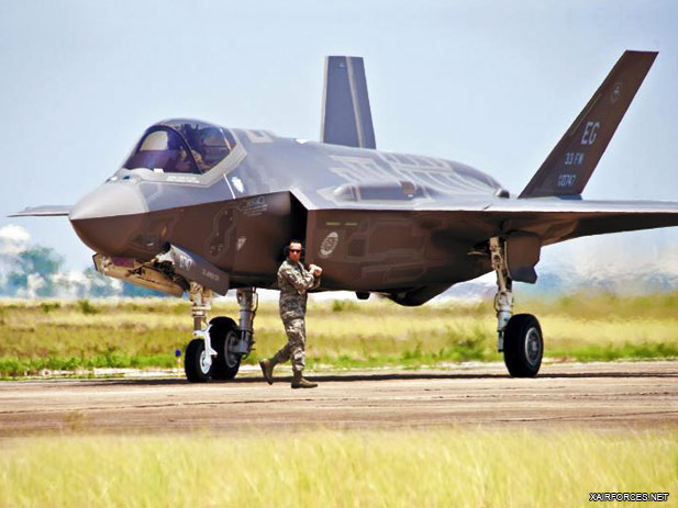 Pentagon hails Japan's F-35 order