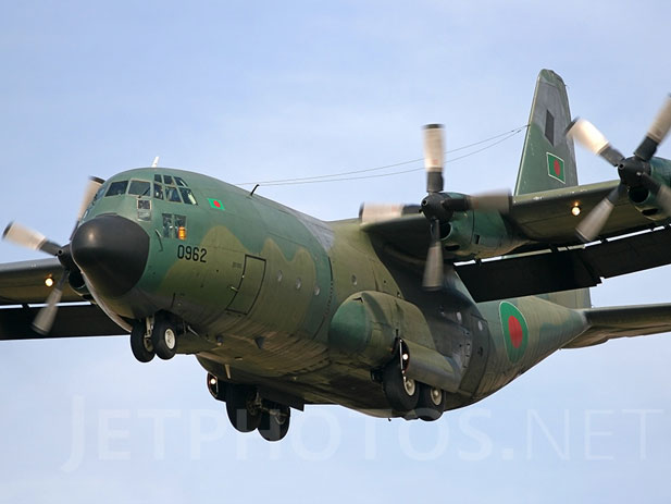 Bangladesh Wants Four Refurbished C-130Es for $180M