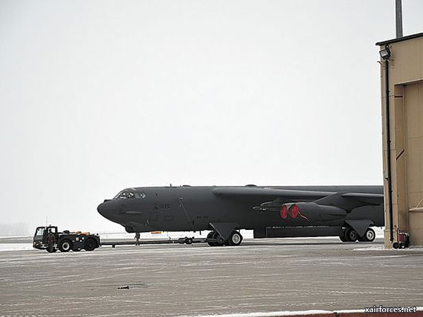 Training expansion on hold for B-1, B-52 bombers