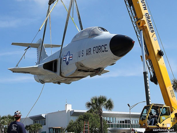 F-101 Voodoo jets retired from public display