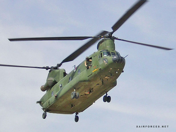 UK signs deal to get grounded Chinook HC3 into service