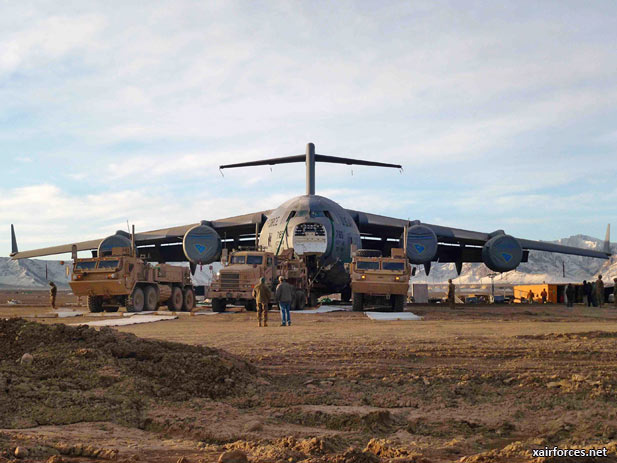 Damaged USAF C-17 move truly a joint effort
