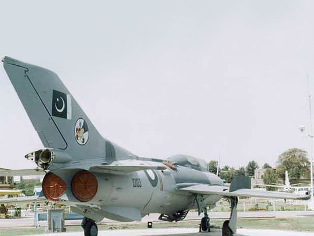 PakAF FT-6 (MiG-19UTI) 