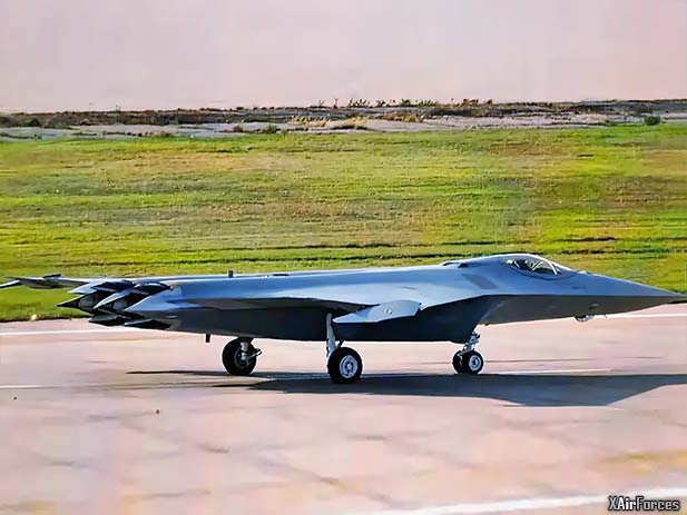 China�s J-50 sixth-gen fighter Testing