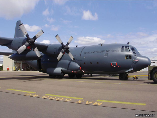 Boeing Demonstrates Multi-location Paint Capability for Royal Australian Air Force