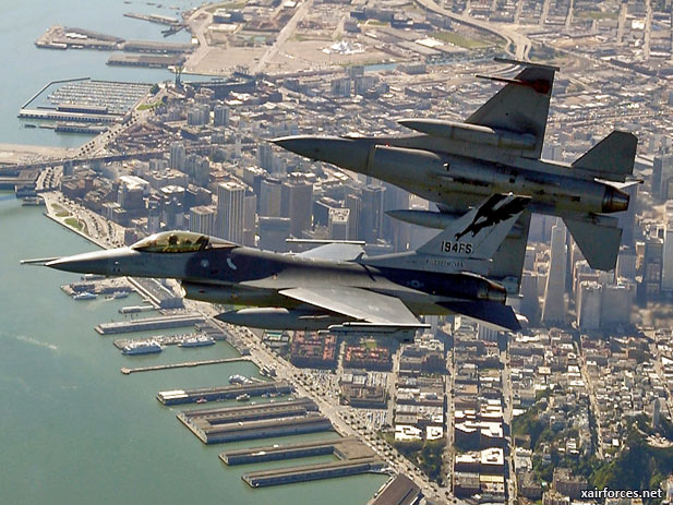 F-16 Fighter jets intercept planes in Obama airspace near Los Angeles