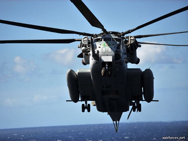 First CH-53E Trainer Arrives in Hawaii 
