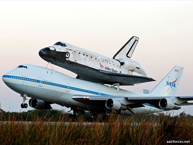 Space Shuttle Discovery Makes Its Final Voyage. 