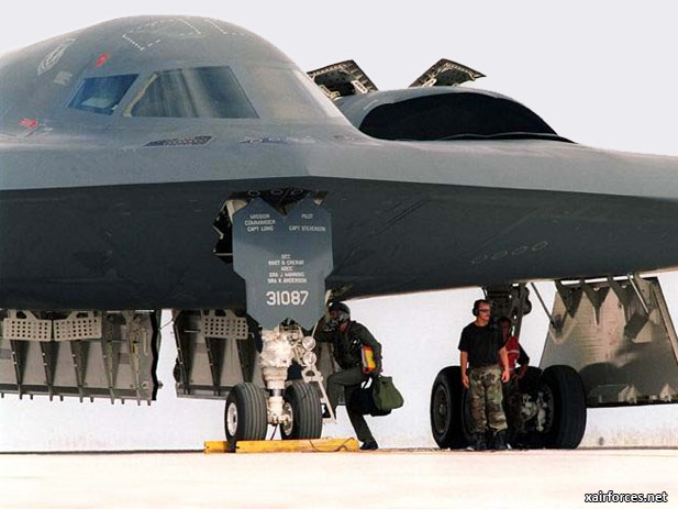 B-2 Bomber to Use BAE Systems ES Electronic Warfare System