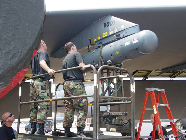 Northrop Grumman Wins U.S. Air Force Electronic Attack Pod Upgrade Program