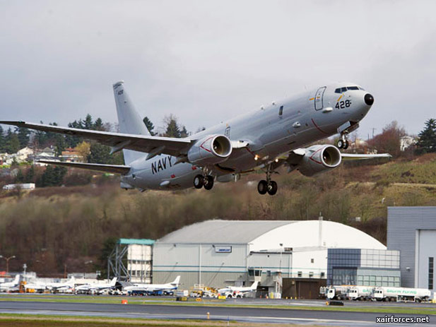 Boeing Delivers 1st P-8A Poseidon Production Aircraft to US Navy